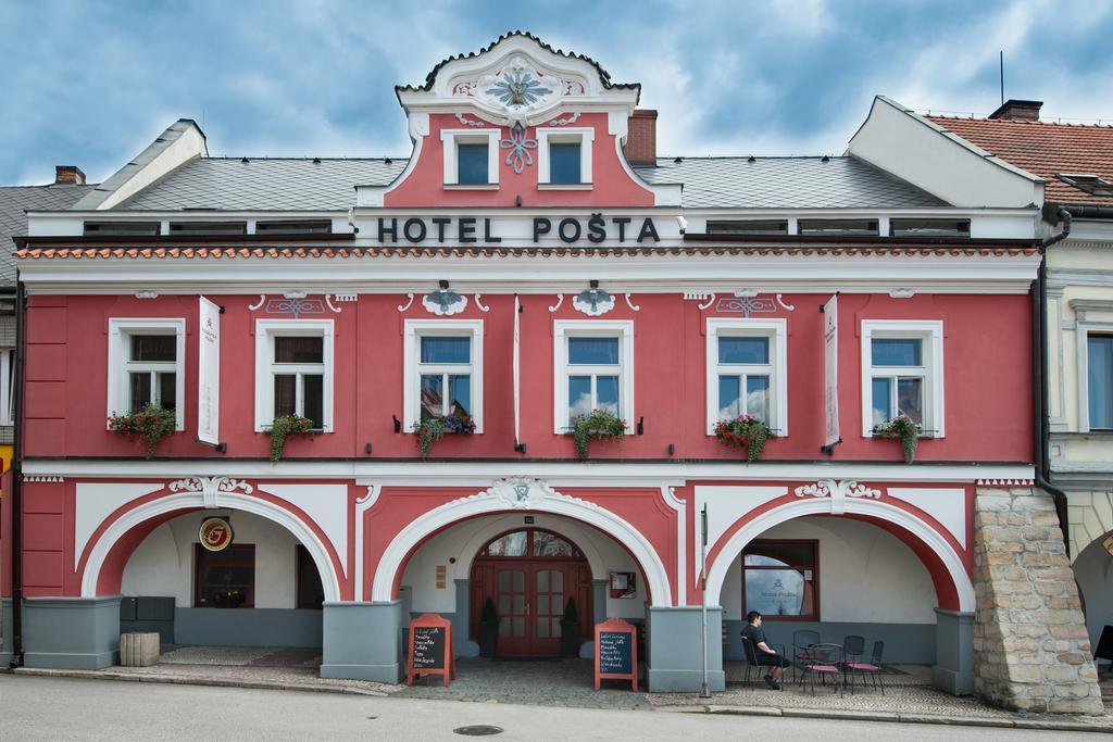 Hotel Posta Sobotka Exterior photo